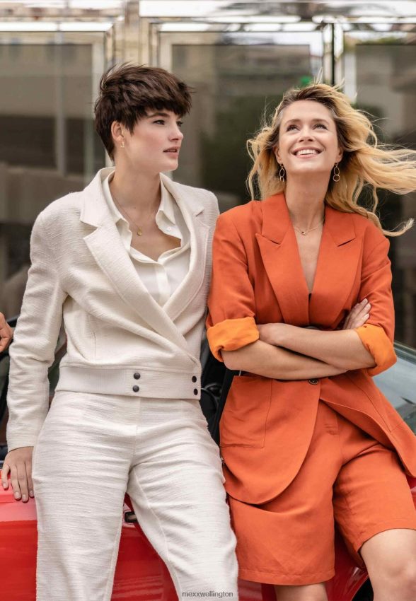 Women Mexx Orange Linen Shorts Brick 2B480T89